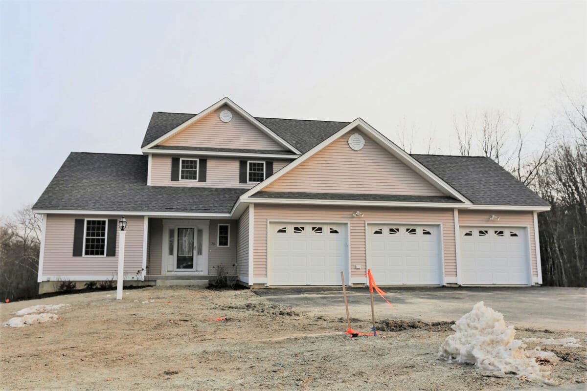 ExteriorWoodbury051 LaMontagne Builders